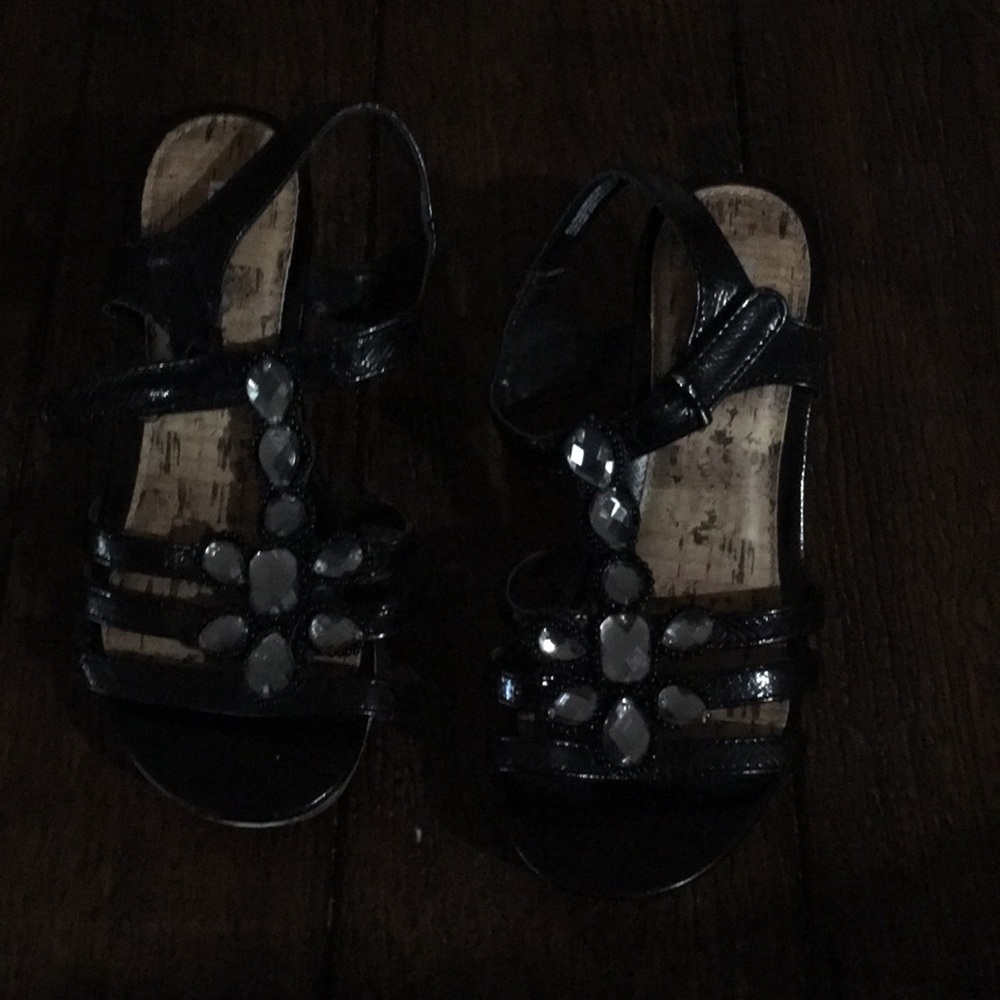 Bongo size 1 shoes black